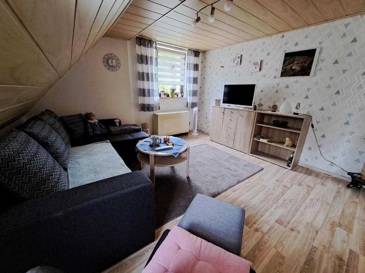 Ferienwohnung Sonja Mit Garten Und Freisitz Steinwiesen Exterior foto