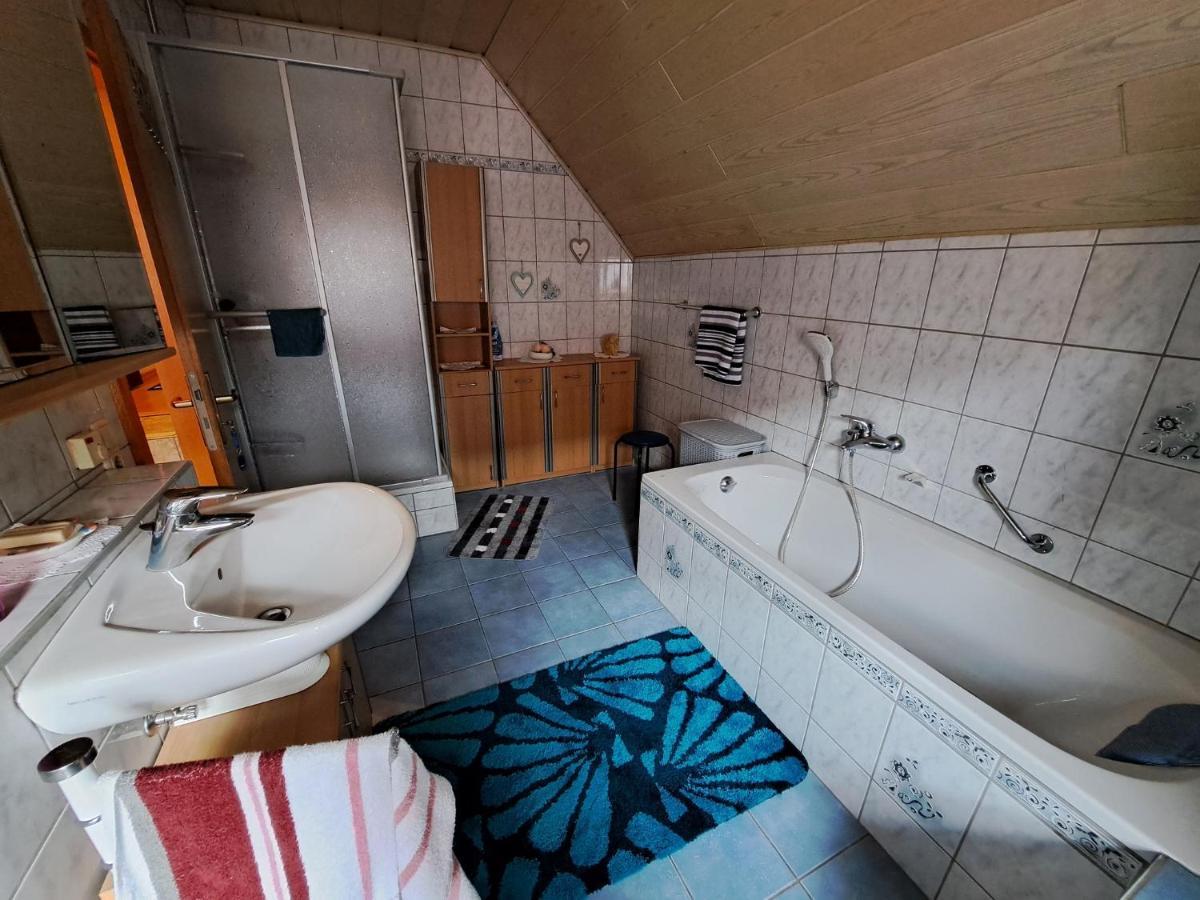 Ferienwohnung Sonja Mit Garten Und Freisitz Steinwiesen Exterior foto
